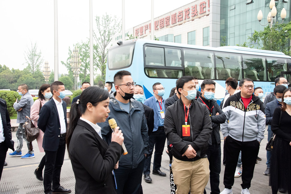 西北地區(qū)經(jīng)銷(xiāo)蒞臨參觀(圖1)